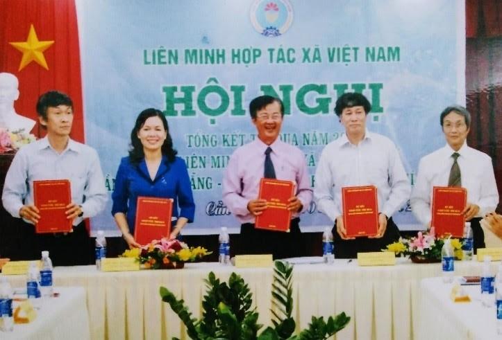 Tham Quan Trao Doi Kinh Nghiem Tai Lhhtx Nn Tien Giang Tinh Tien Giang